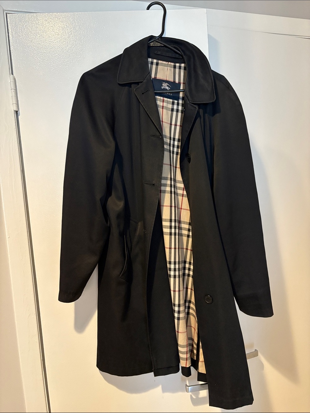 Classic Black Trench Coat with Plaid Lining